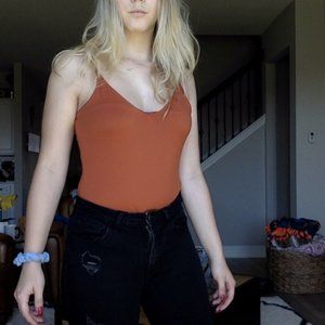 FOREVER 21 BURNT ORANGE BODYSUIT✌🏻